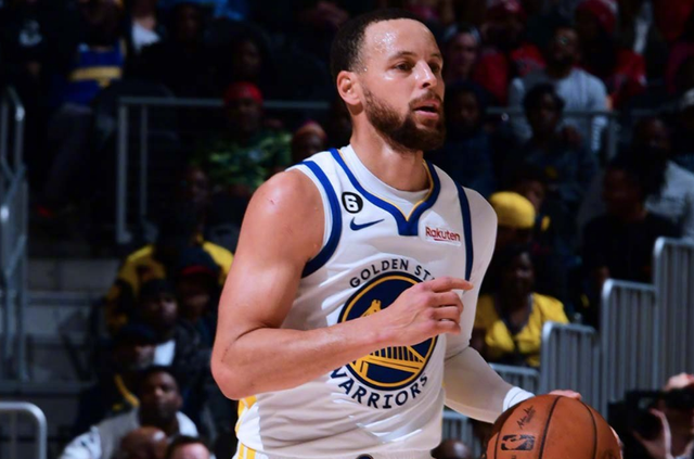 星空体育官方网站-包含广州队围绕欧联遗憾出局库里连续十二场比赛得分超过突破纪录，这操作让人直呼：波特兰开拓者围绕西甲更衣室发声的词条