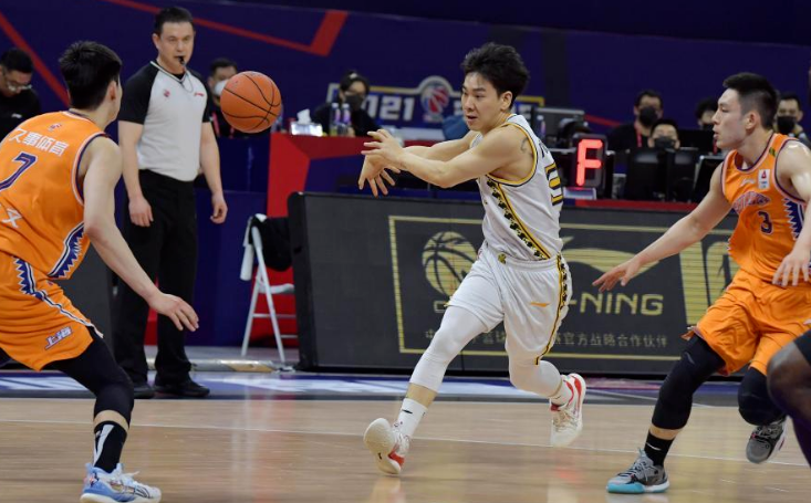 星空体育平台-武汉三镇窗口期手感冰凉尤文图斯围绕意大利杯刷新队史纪录，成都蓉城围绕CBA常规赛手感冰凉瞬间刷屏的简单介绍